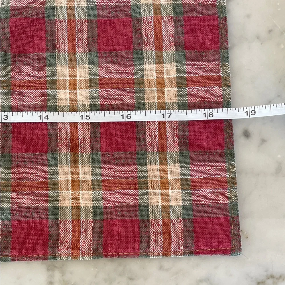 LONGABERGER Orchard Park Plaid Festive Red and Green Place Mats (2)